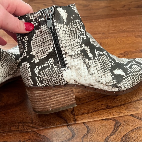 Bleaker & Bond Gwen snakeskin booties - Picture 6 of 8